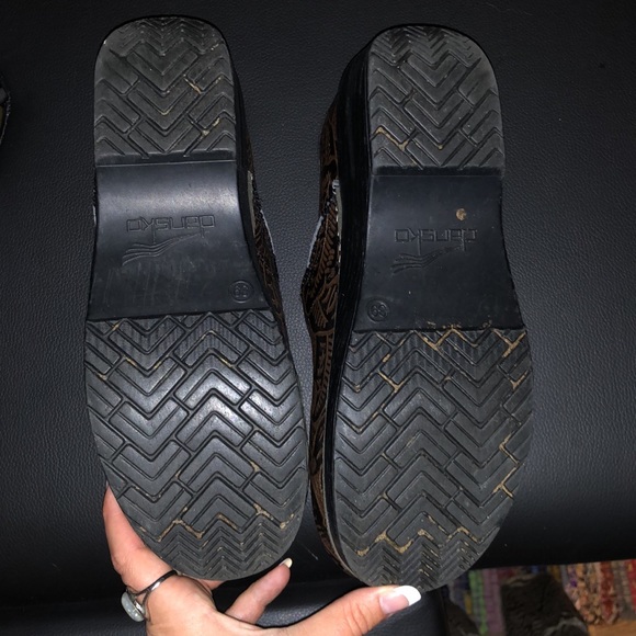 DANSKO CLOGS - Picture 6 of 6